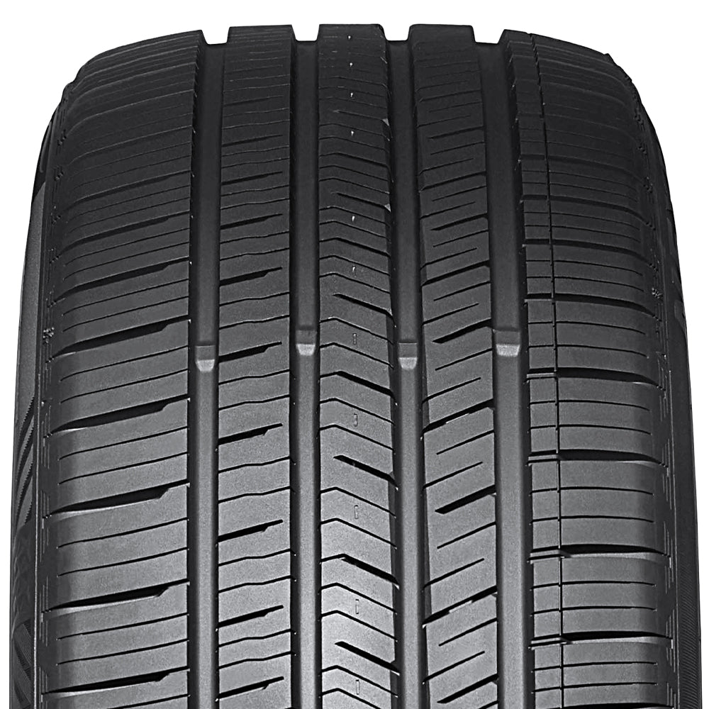 Nexen N'Fera Supreme 225/65R17 102H All Season Tire